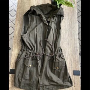 Women’s size Large vest